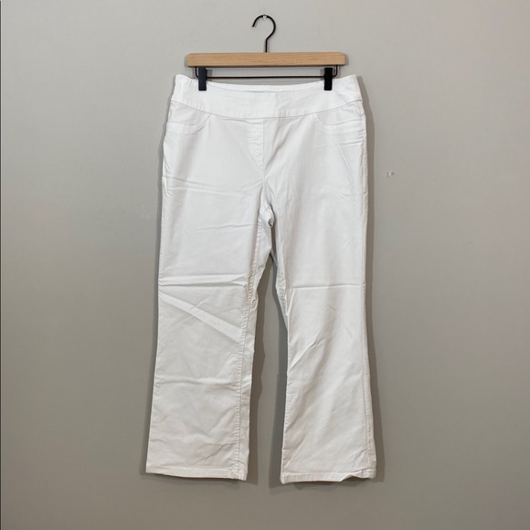 Westbound Pants - 🔴 5 for $25 White Cropped Pants
